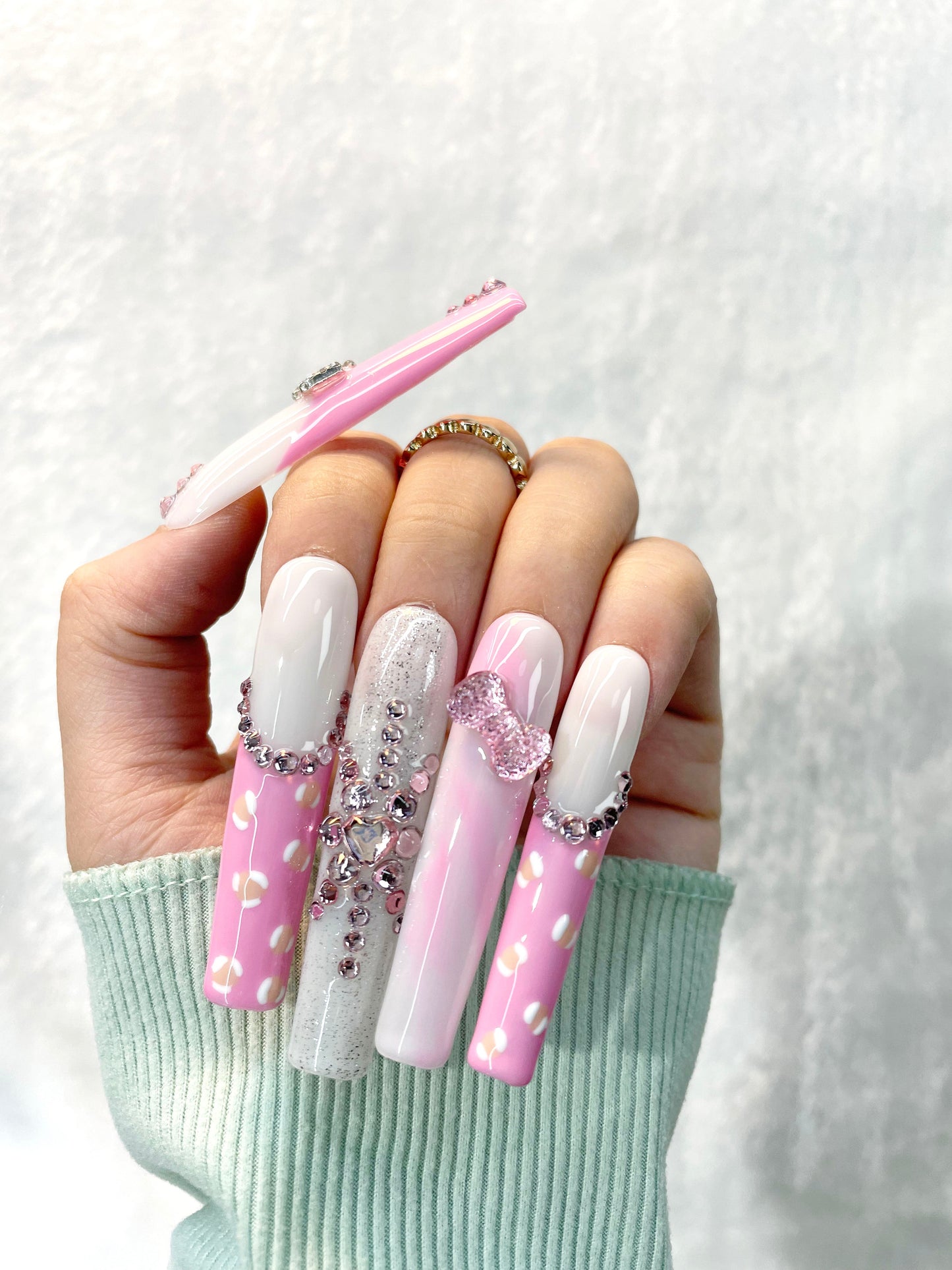 Candy Chic Elegance Handmade Press-On Nails L186