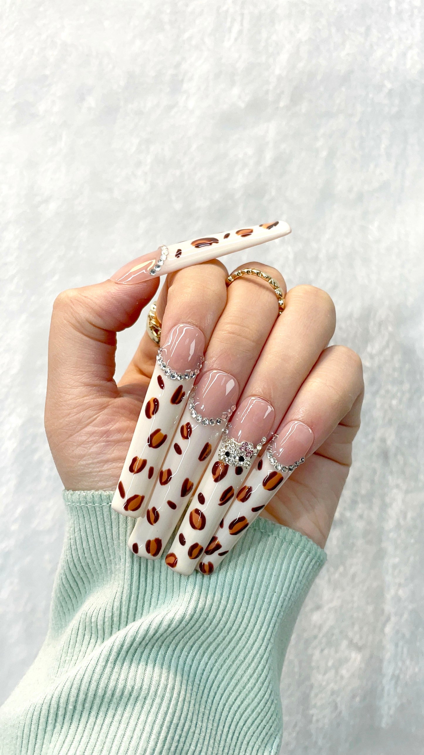 Wild Elegance Handmade Press-On Nails L072