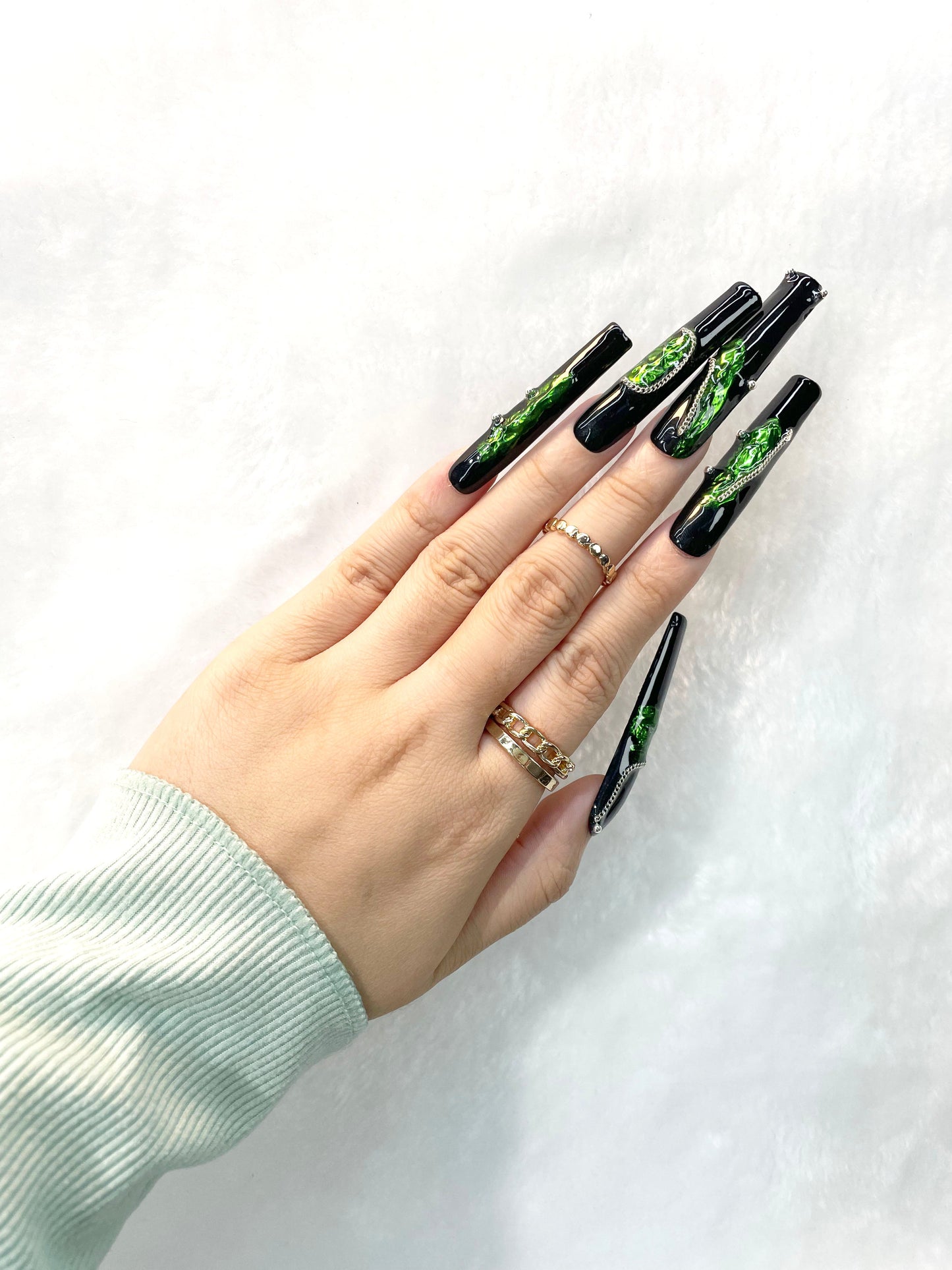 Midnight Garden Handmade Press-On Nails K008