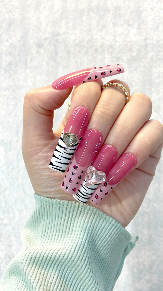 RoseZebraGlimmer Handmade Nails L129