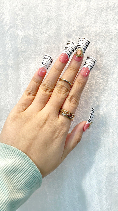 ZebraGlam Handmade Press On Duck Nails M002