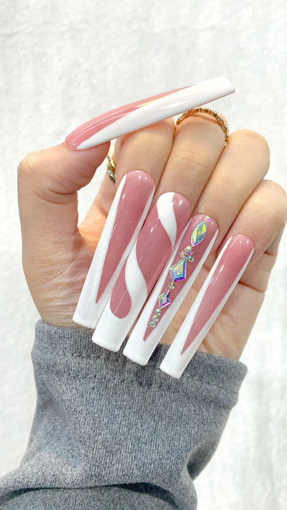 PinkWhiteSwirl Handmade Nails C003