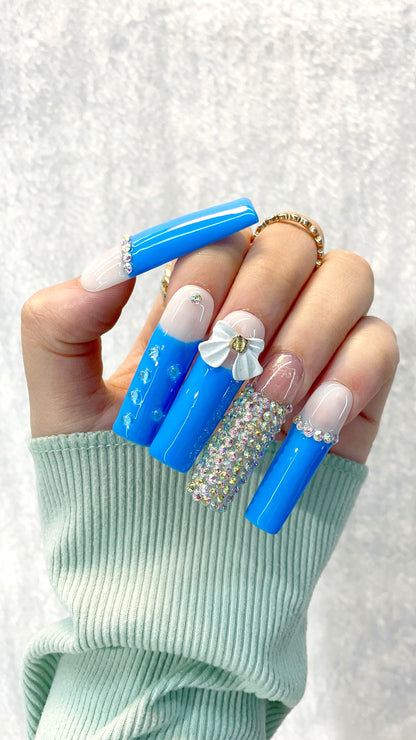 BlueBloomSparkle Handmade Nails L010