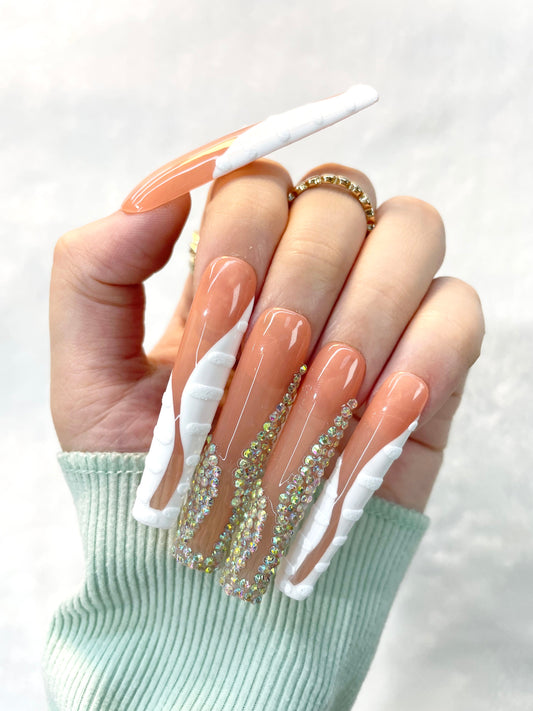 Glamorous Classics Handmade Press-On Nails M027