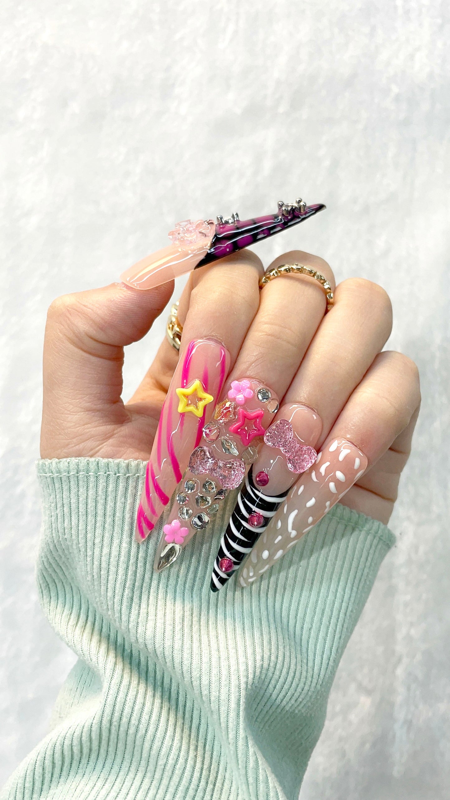 Candy Pop Fantasy Handmade Press on Nails M203