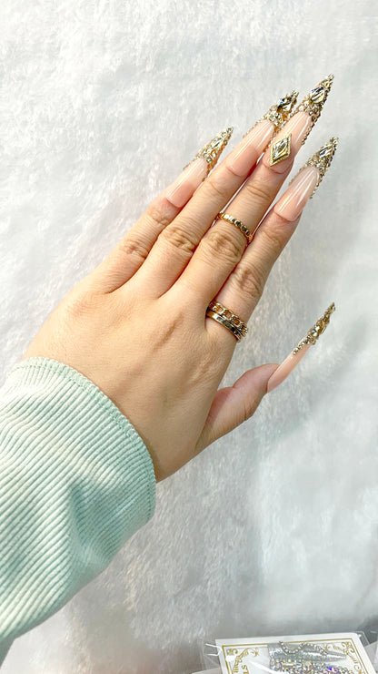 Golden Elegance Handmade Press on Nails L165